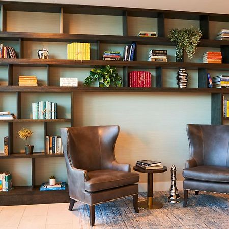 Serena Hotel Aventura Miami, Tapestry Collection By Hilton Bagian luar foto
