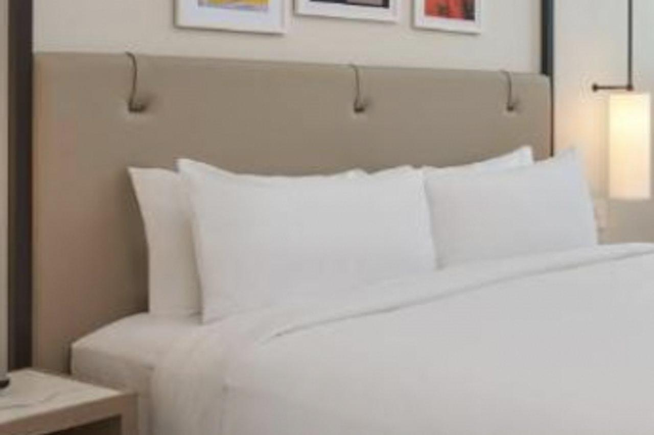 Serena Hotel Aventura Miami, Tapestry Collection By Hilton Bagian luar foto