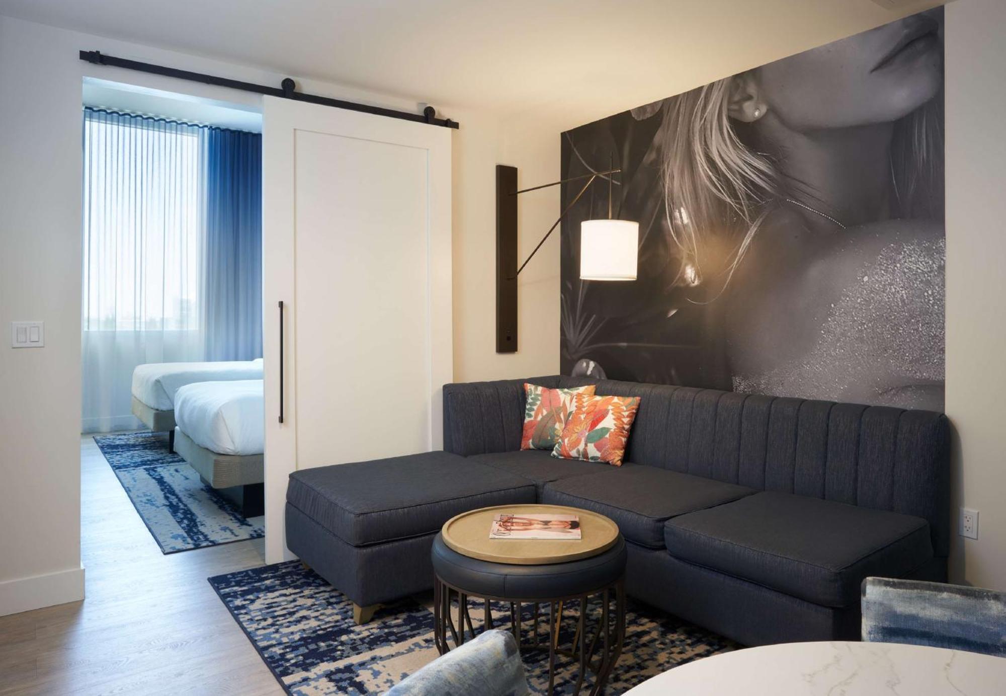Serena Hotel Aventura Miami, Tapestry Collection By Hilton Bagian luar foto